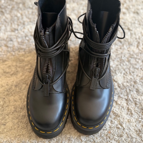 Jarrick II Laced Leather Platform Boots Dr. Martens - Picture 3 of 7